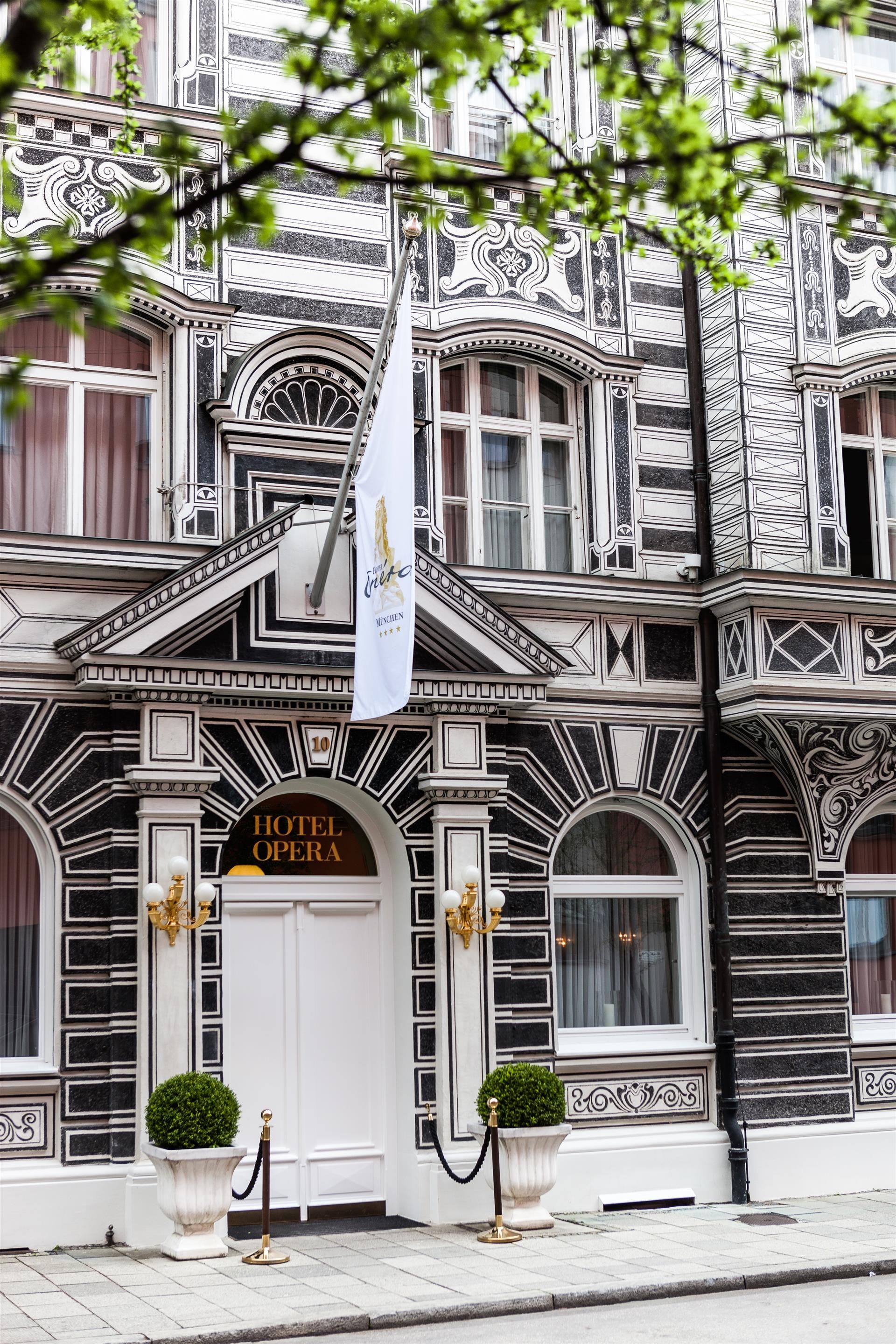 Gebäude