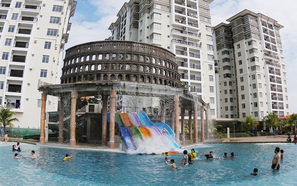 Pool Foto