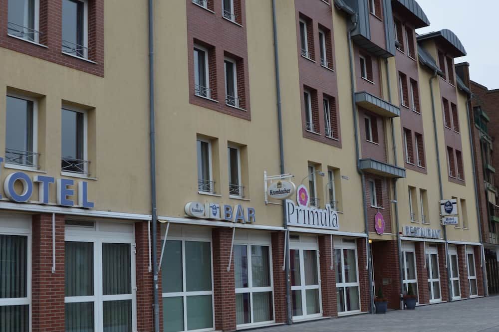 Gebäude