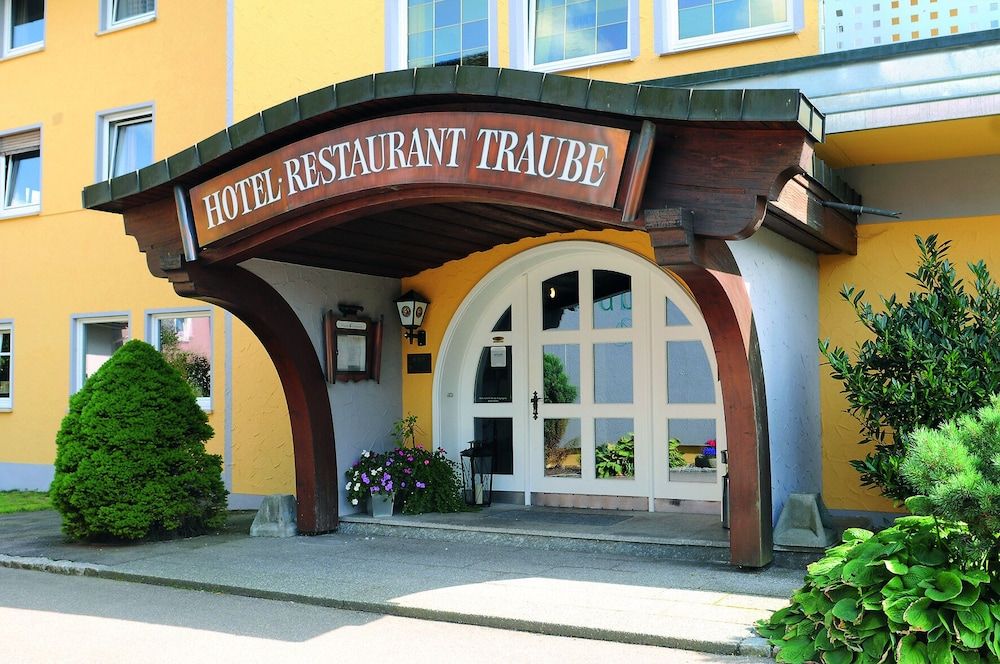 Gebäude