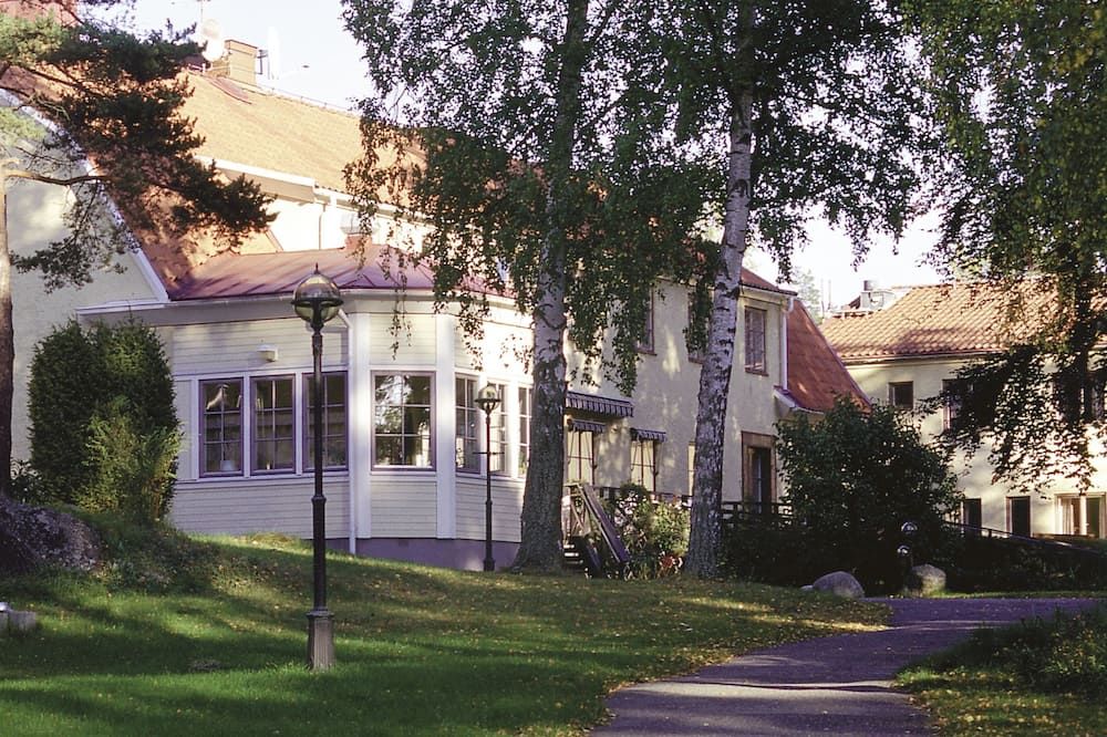 Gebäude