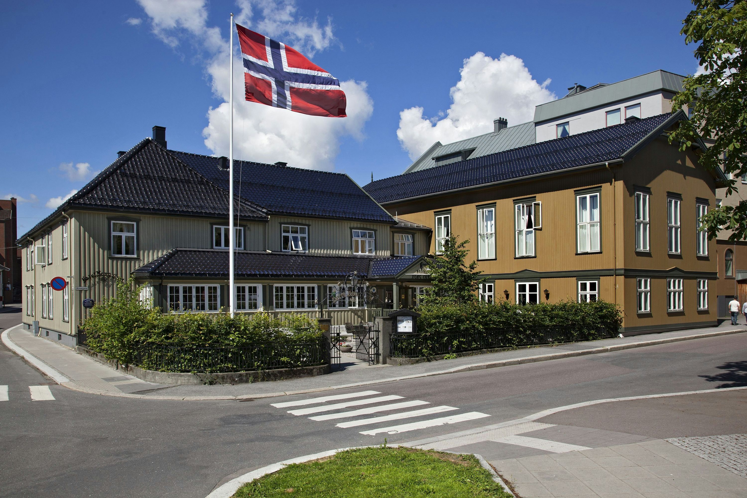 Gebäude