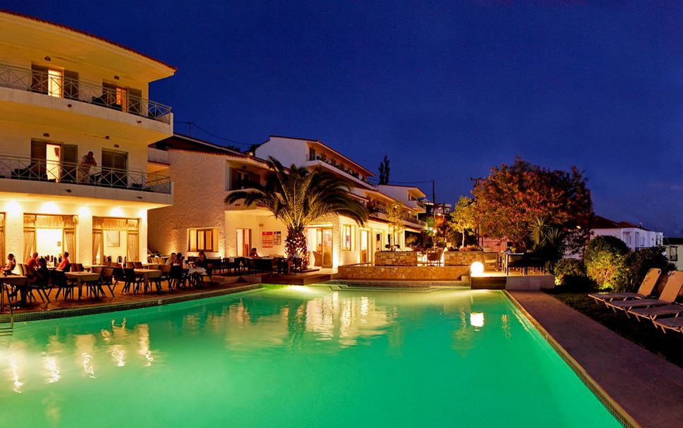 Pool Foto