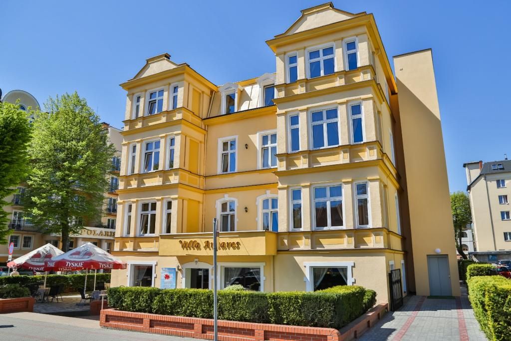 Gebäude