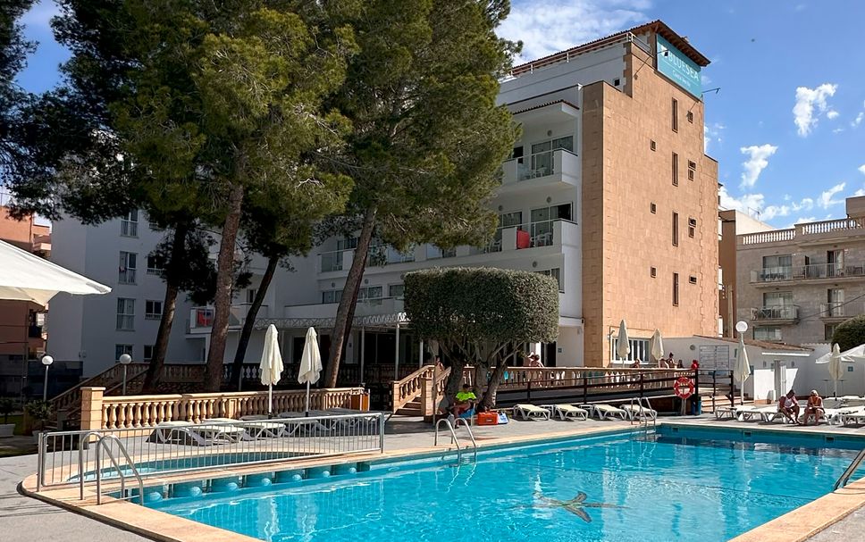 Pool Foto
