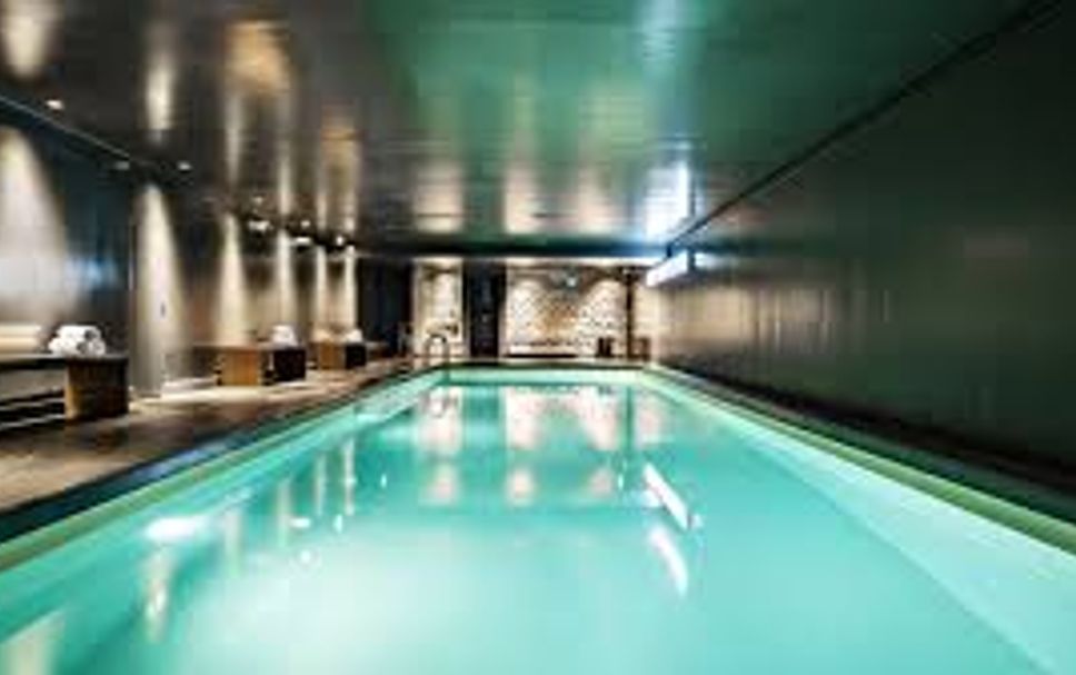 Pool Foto