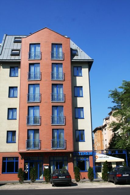 Gebäude