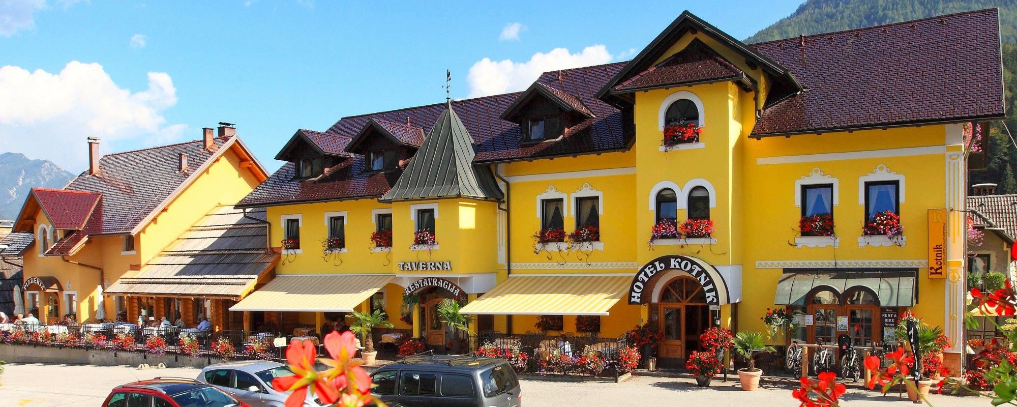 Gebäude