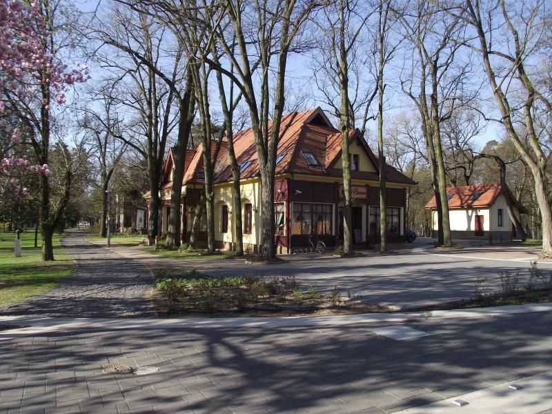 Gebäude