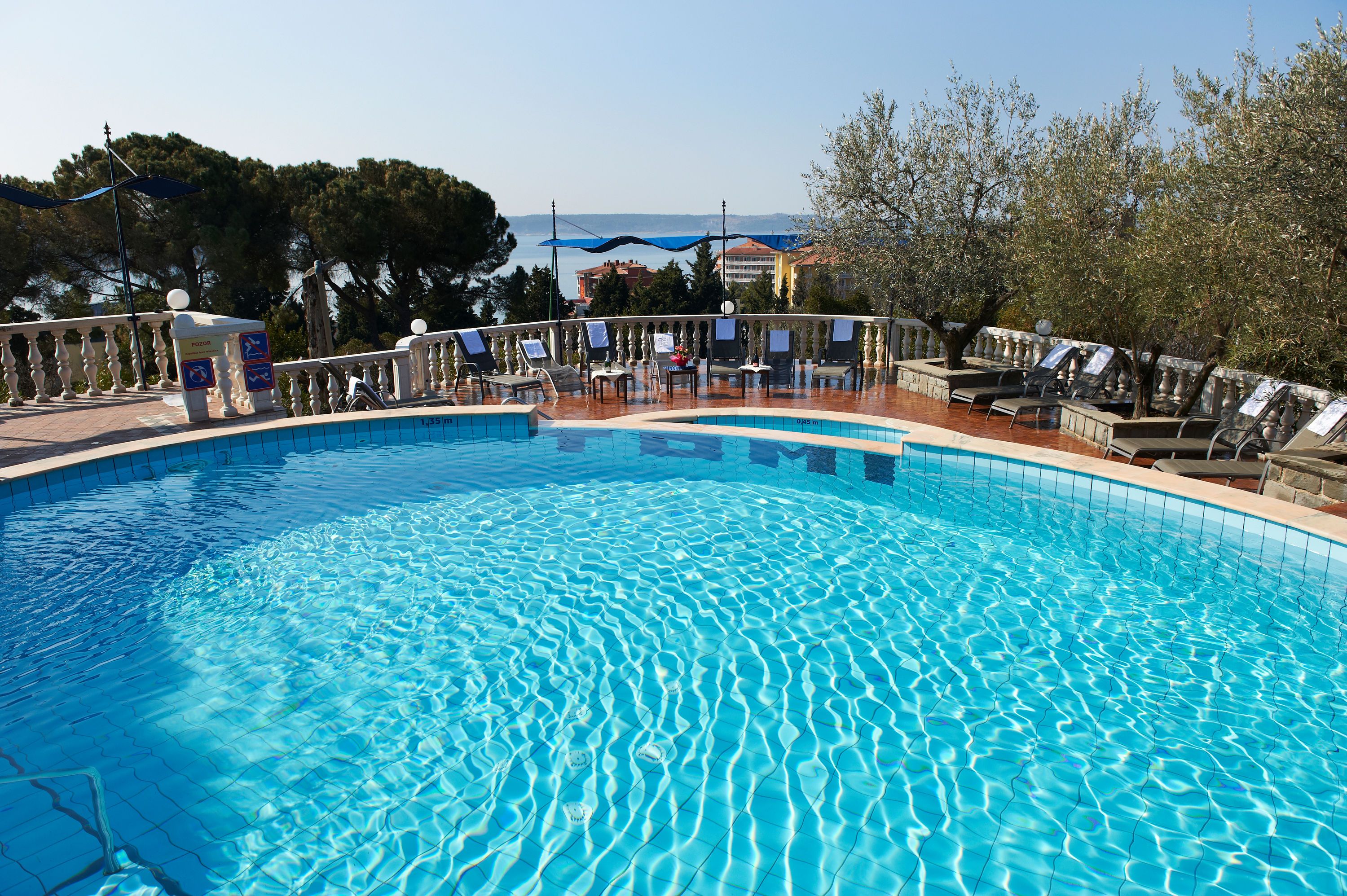 Pool Foto
