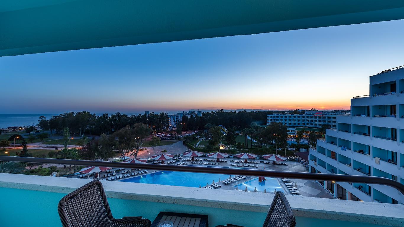 Grand Prestige Hotel & Spa