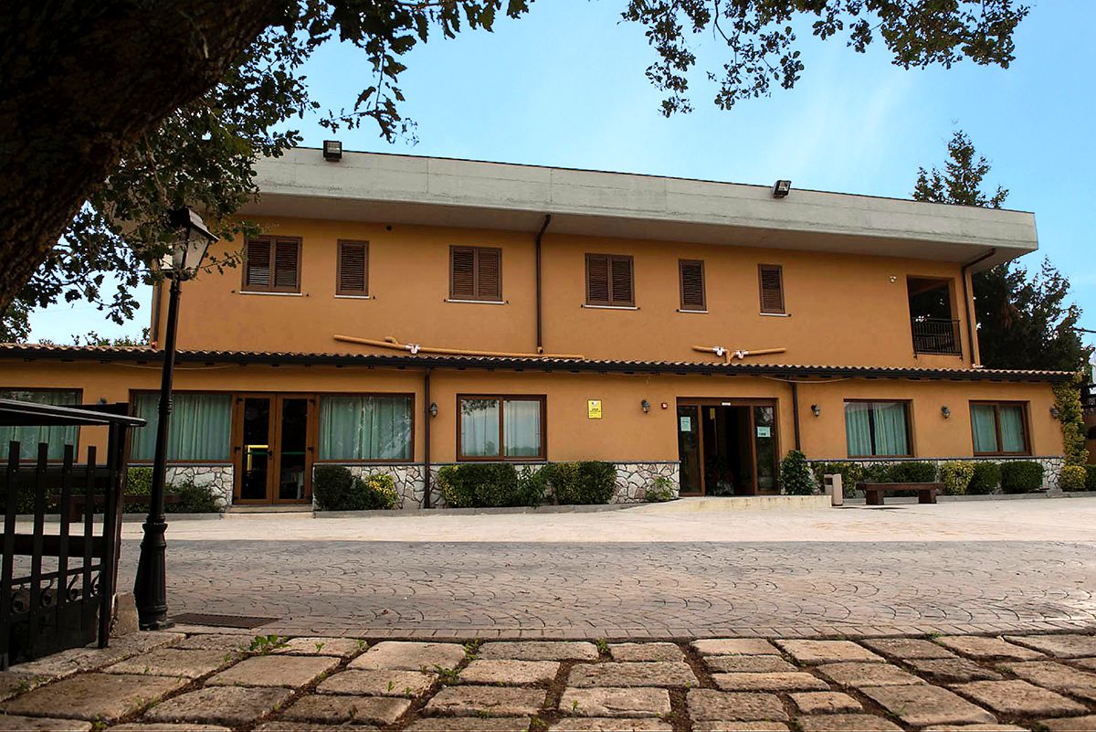 Gebäude
