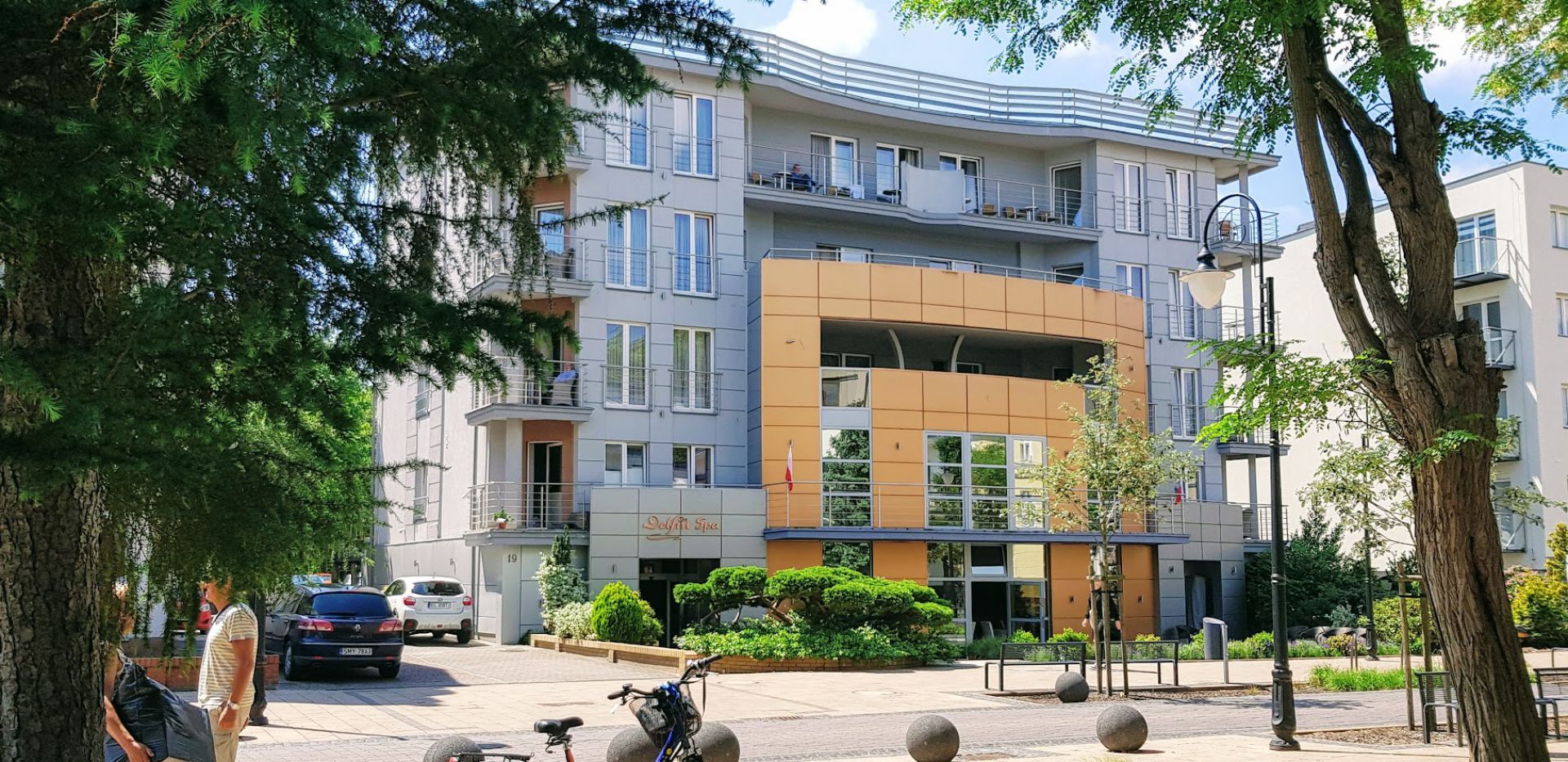 Gebäude
