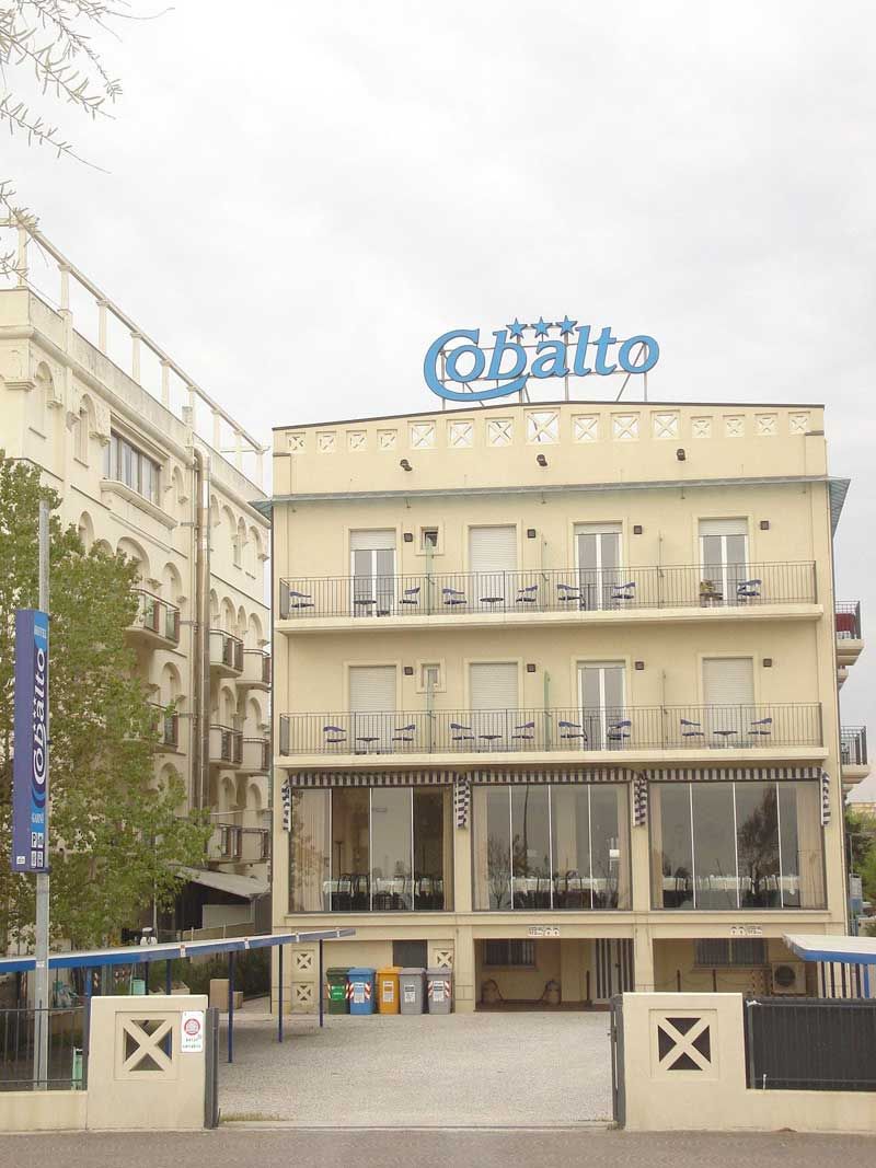 Gebäude