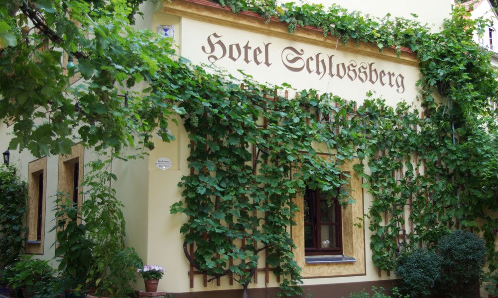 Gebäude