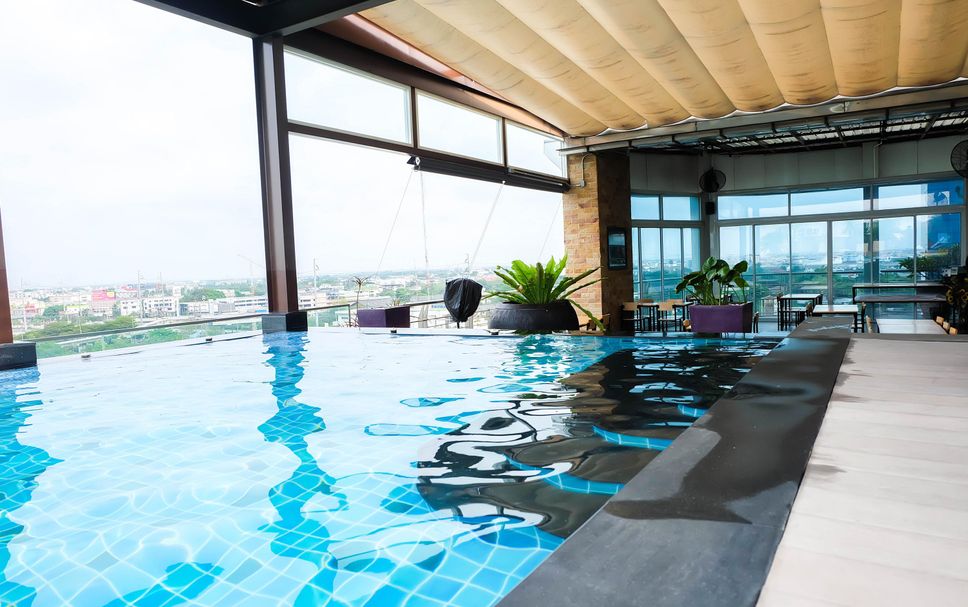 Pool Foto