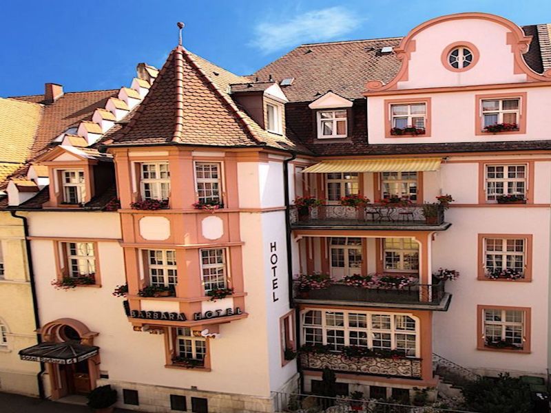 Gebäude