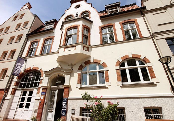 Gebäude