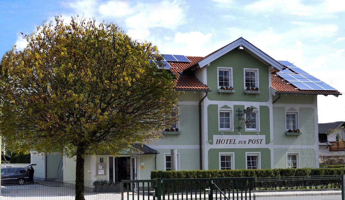 Gebäude